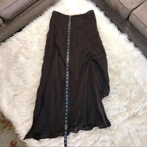 DIGBY’S BOUTIQUE Italian Silk blend Size small Asymmetric skirt Brown - Picture 9 of 12
